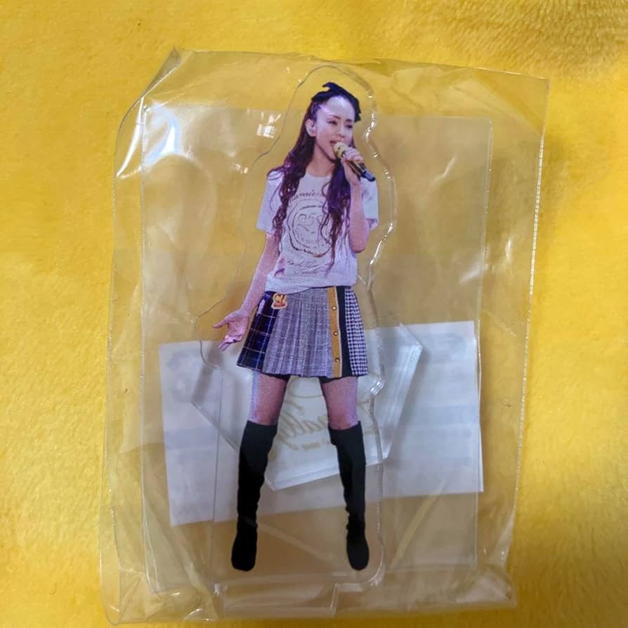 Amazon.co.jp: 安室奈美恵アクリルスタンド 沖縄6 : おもちゃ